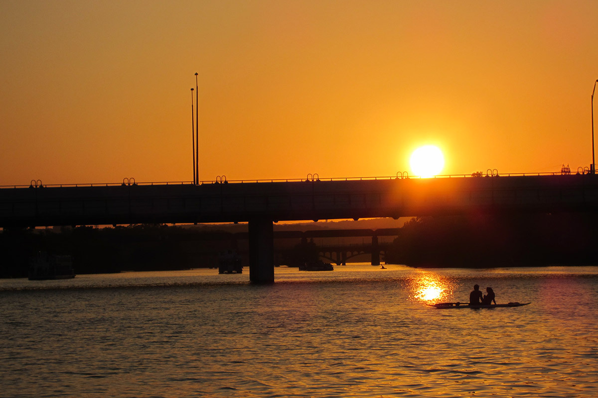 Capital Cruises Bat Watching and Sightseeing Tours gallery image 9