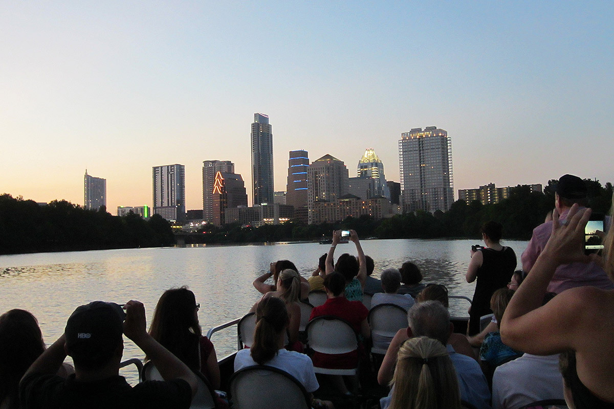 Capital Cruises Bat Watching and Sightseeing Tours gallery image 12