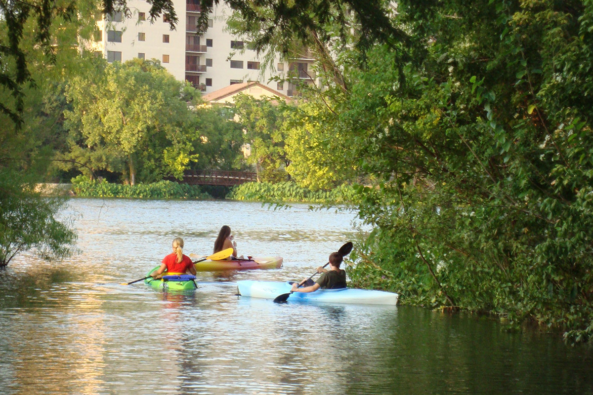 Live Love Paddle Kayak Tours gallery image 5