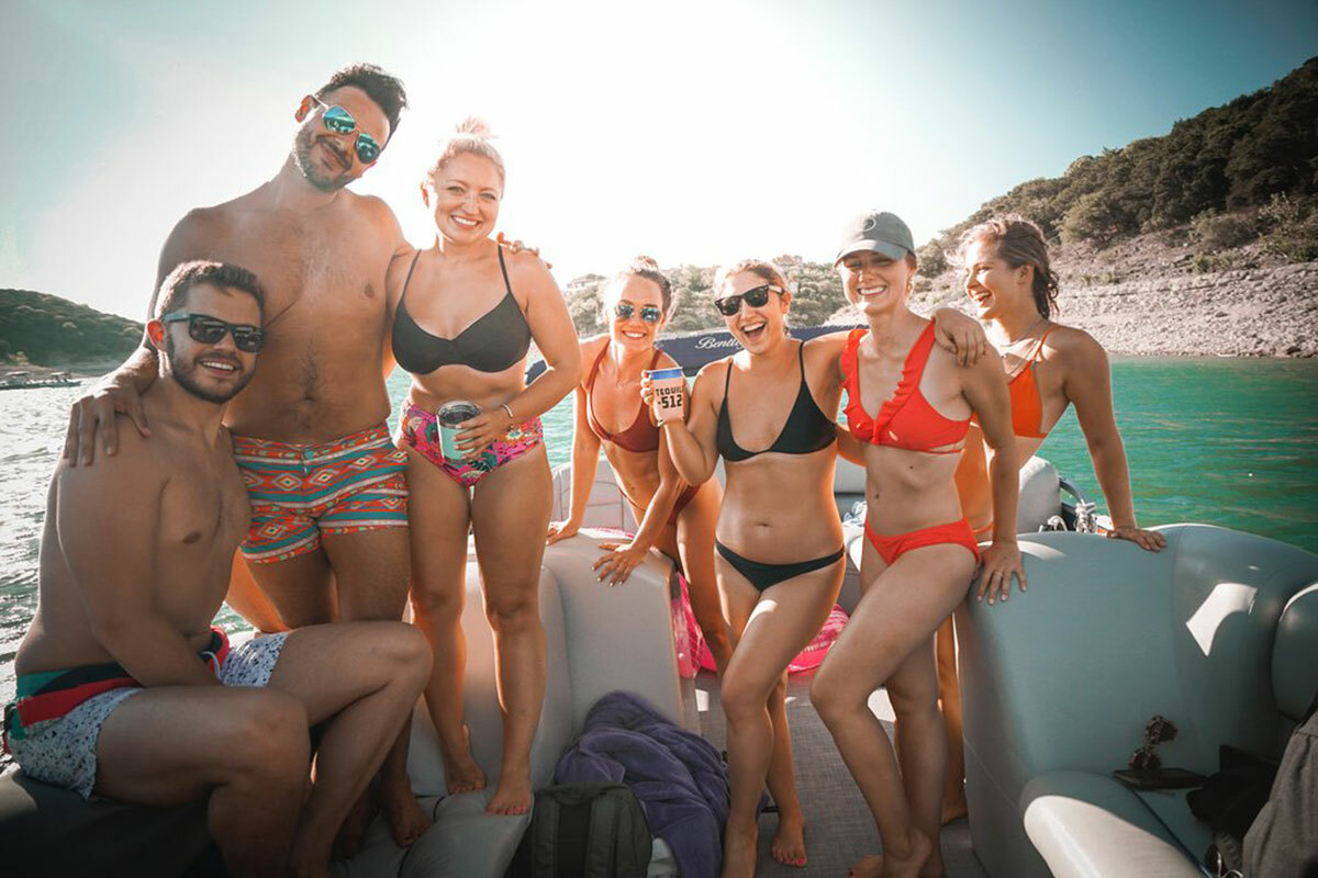 Float On Boat Rentals gallery image 6