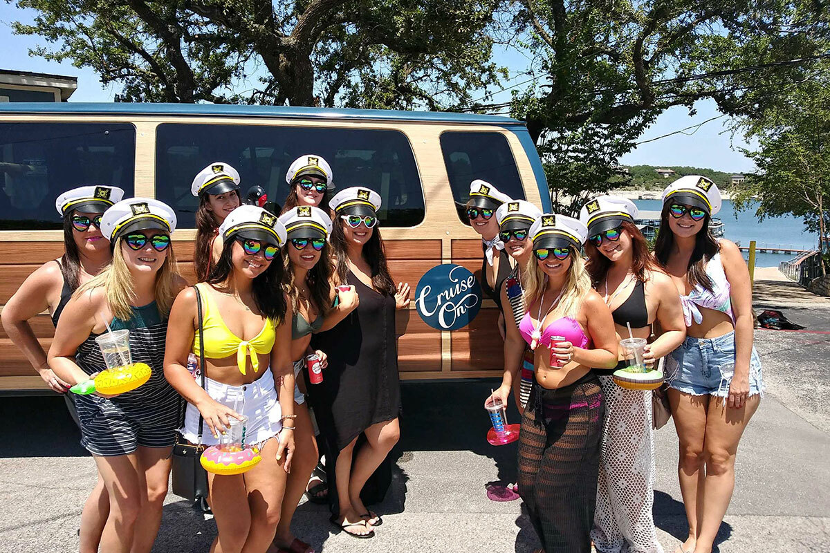 Float On Boat Rentals gallery image 9