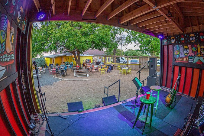 Far Out Lounge & Stage gallery image 4