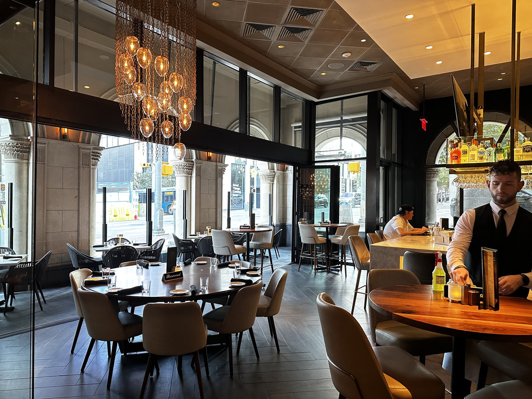 Perry's Steakhouse in Downtown Austin gallery image 3