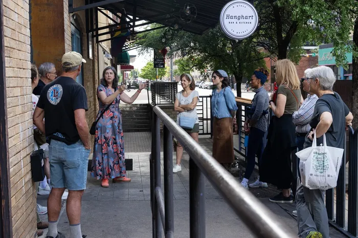 View Nitty Gritty City Tours